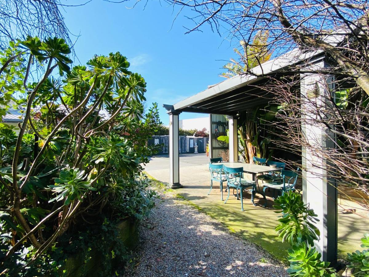 Mid Valley Motel Morwell Extérieur photo