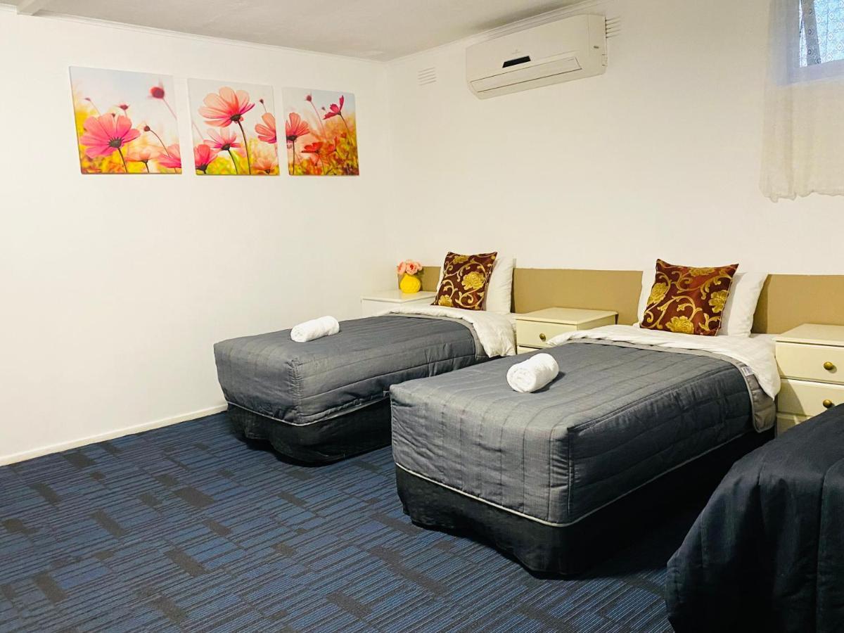 Mid Valley Motel Morwell Extérieur photo